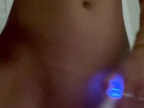 Imogen Grace GG Dildo Fuck On Bed