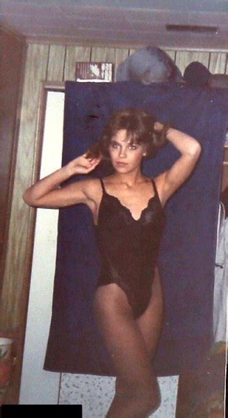 Голая Памела Андерсон в Pamela Anderson Amateur Photos