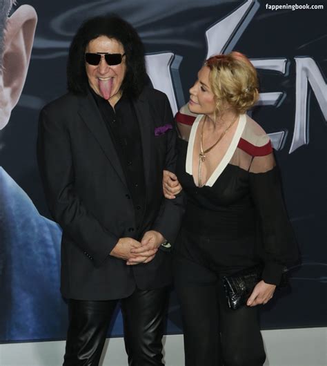 Shannon Tweed Nude OnlyFans Leaks The Fappening Photo 492811 FappeningBook