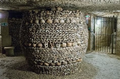 Do You Dare To Visit Paris City Of Dead It Has Around 6 Million Dead