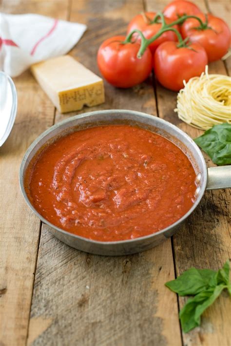 Easy Homemade Marinara Sauce