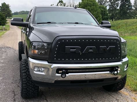 Ram With X Ultra Carnivore And R Kenda