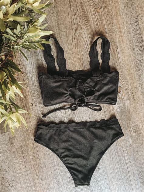 Latest Hot Riley Black Bikini Pics