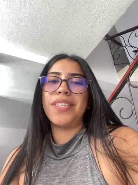 Saritahot Hd Porn Video Stripchat Cam Cam Brunettes Striptease