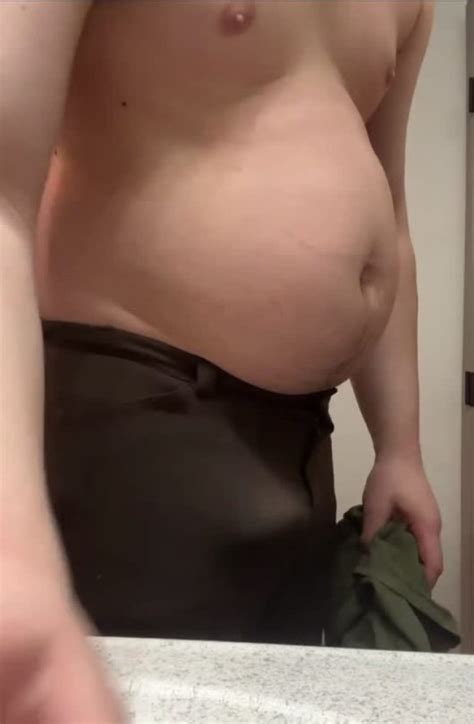 Gay Gainer Bellies