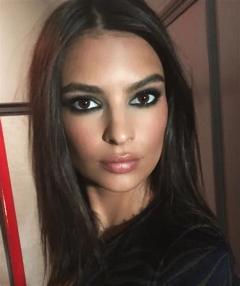 Photos Emily Ratajkowski Nue Ou En Bikini Elle A Fait Son Choix Public