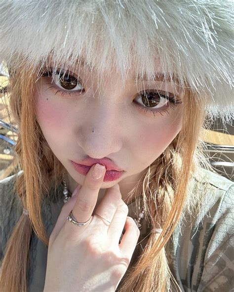 Pin by m 𝜗𝜚 on Guardado rápido Girl Blonde hair Pretty