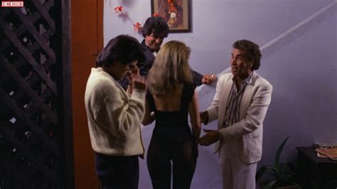 Naked Monica Rambal In El Sexo No Causa Impuestos