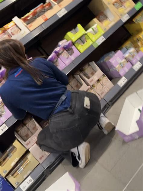 Store Employee Sexy Ass In Jeans Candid Teens