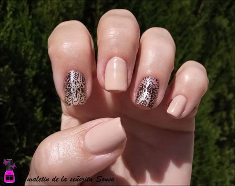 El Maletin De La Se Orita Sonso Manicura Nude Y Rosa Glitter M Ndala