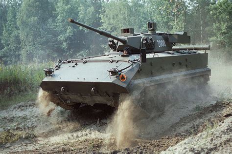 Боевая машина пехоты "BWP-2000" | Энциклопедия военной техники