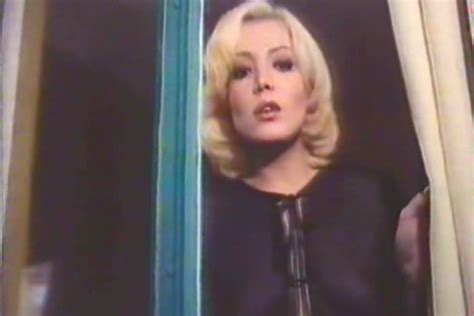 Naked Gata Lys In Las Camareras