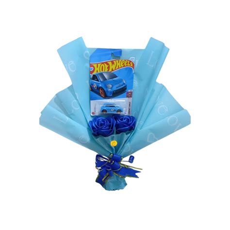 Ramo Con Rosas Azules Eternas Y Carrito Hot Wheels Hallys Pe