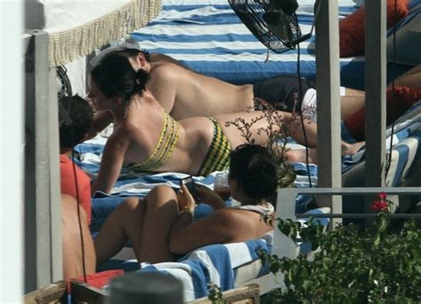Katy Perry In Bikini Hawtcelebs