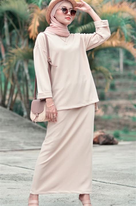 Thalia Comfort Wear Nude Maroon Red