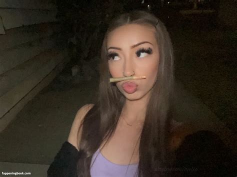 Mel Melxo Nude OnlyFans Leaks Fappening FappeningBook