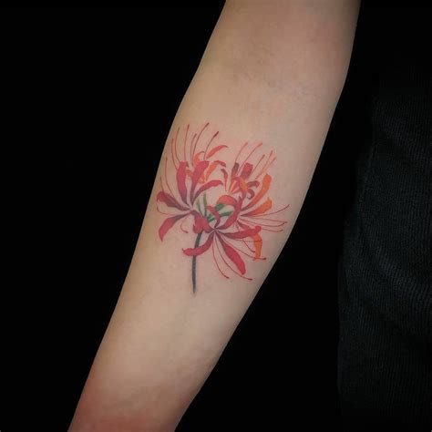Tattooist：🔹吳沛恩🔹@noee111 色塊作品 彼岸花 Spider lily 👉網路/電話不報價 討論請先預約👈 #墨言刺青 ...