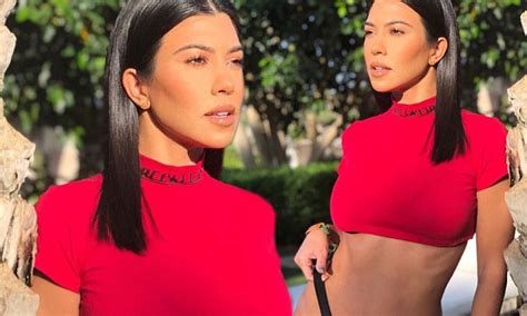 Kourtney Kardashian Shares Sizzling Snap From Coachella Daily Mail Online