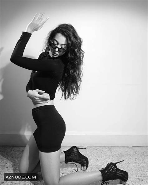 Madhurima Roy Hot Pics Collection AZNude