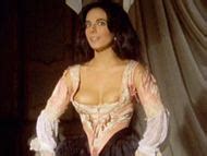 Naked Marilù Tolo in The Five Days