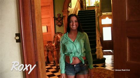 Roxy Minute K Nude Strips Display Tease Sensual Nude Girls Clips Sale