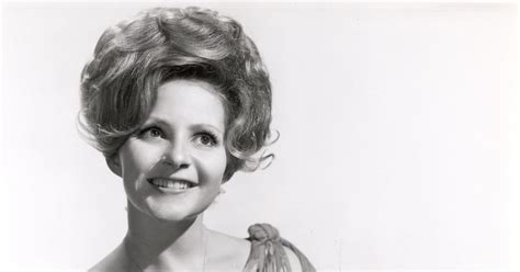 Brenda Lee S Rockin Around The Christmas Tree Tops Billboard Hot 100