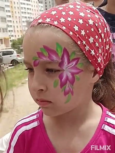 Аквагрим- потоковый цветок. #аквагрим #аквагримцветы #цветысплиткейк # ...