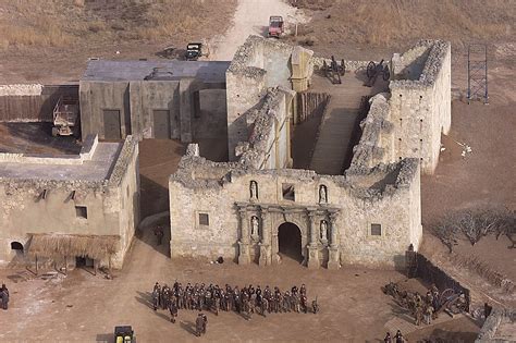 1700s Lovers Triangle Hinders Todays Alamo