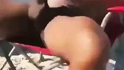 Los vídeos porno de Playa nudista gay Completos gratis xHamster