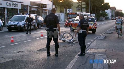 Incidente Luglio Via Flaminia Ciclista Investito Soccorsi Ambulanza