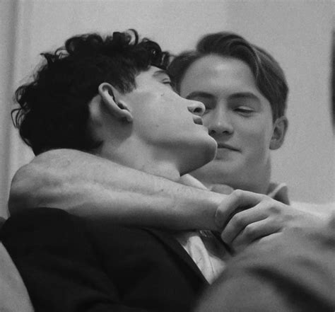 Nick X Charlie Heartstopper Cute Gay Cute Gay Couples Alice Book