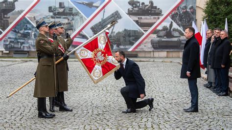 Polska Musi By Gotowa Na Ka Dy Scenariusz Szef Mon W Adys Aw