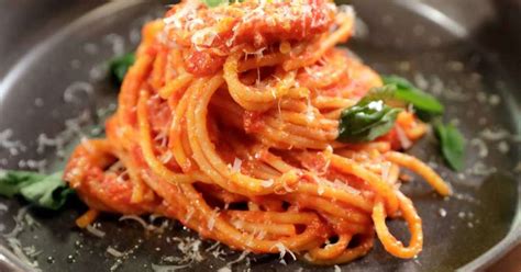 Spaghetti Al Pomodoro Recipe Samsung Food