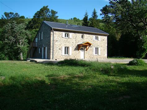 Maison forestière Hubac des Plaines Gite de groupe Ardèche 15 couchages