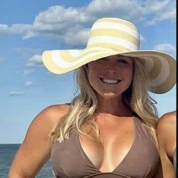 Karoline Claire Leavitt Karolineleavitt Nude Leaks TheFappening