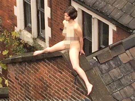 Confusion As Naked Woman Spotted On Roof Of Toynbee Studios The Independent