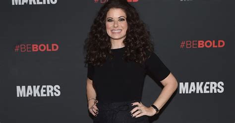 Debra Messing Was Pressured To Film Naked Scene In A Walk In The Clouds FASHION Magazine