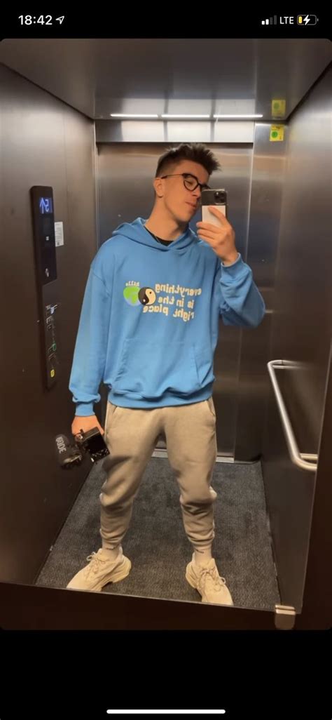 Celeb Gay On Twitter Kacper B O Ski Fuckme Bigdick Sex Gay Celeb Iwantyourdick Hard Hot