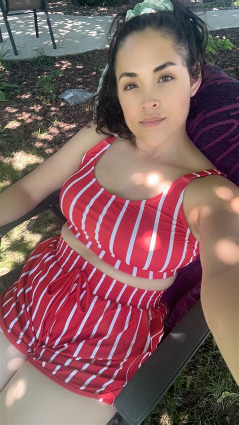 Red Striped Adjustable Straps Chic Bikini Top With Boy Short Set