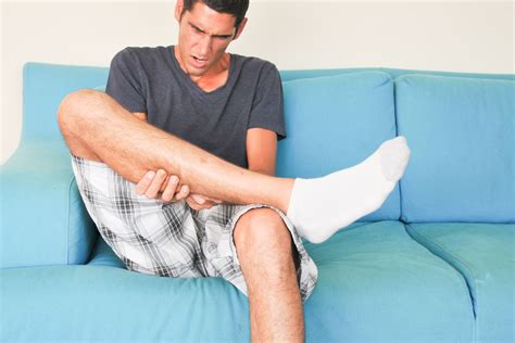 How to Diagnose a Torn Calf Muscle | eHow | Torn calf muscle, Calf