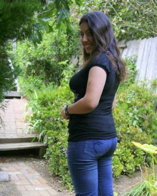 Milfs Gilfs Boots And Jeans Porn Pictures Xxx Photos Sex Images Pictoa