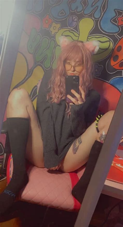Sexy EGirl Catgirl Nudes Lewds Selfies 13 Nude Pics XHamster