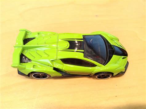 JULIAN S HOT WHEELS BLOG Lamborghini Veneno 2017 HW Exotics
