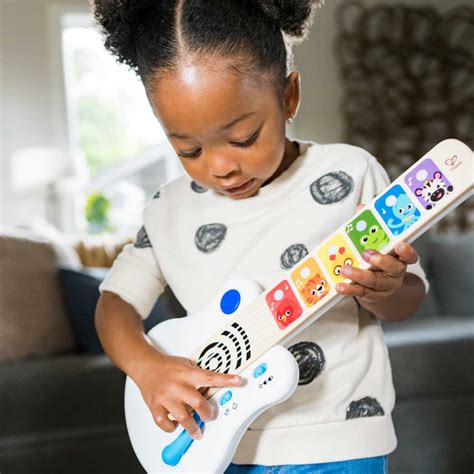 Guitarra Infantil - Guitarra Musical Infantil Touch Baby Einsten em Madeira Xalingo - Hape