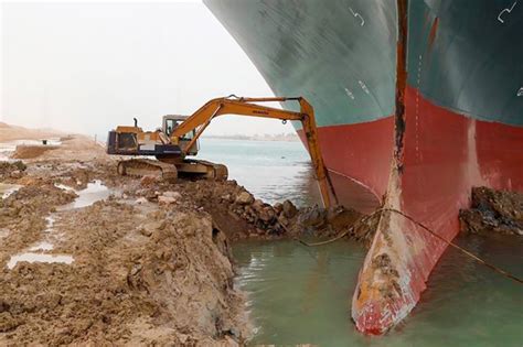 Satellite Views Of Ship Stuck In Suez Canal Coastal Angler And The Angler Magazine