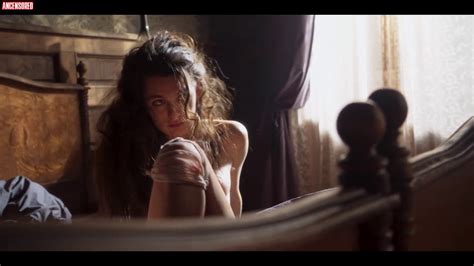 Naked Ella Rumpf In Freud