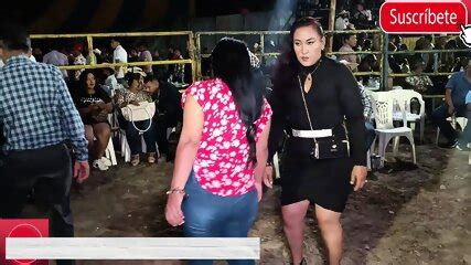 Madura Hot En Falda Transparente Negra