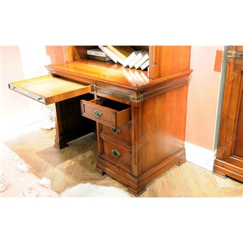 Письменный стол однотумбовый