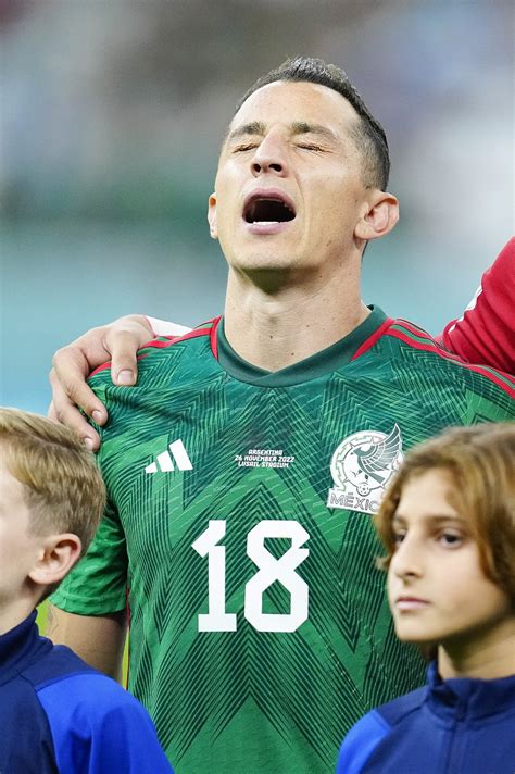 Guardado, capitão do México contra a Argentina, entra para o grupo dos