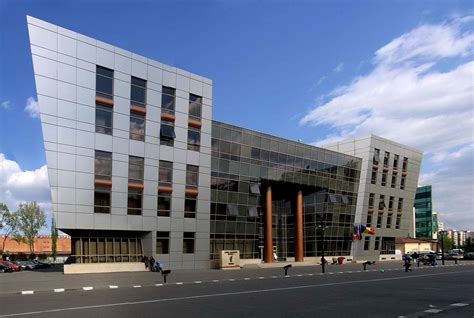 ziua scadentei la primaria sectorului  pleaca ontanu vine popescu